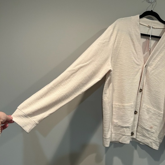 Marine Layer Boucle Cardigan in Antique White Size Large - Picture 7 of 9